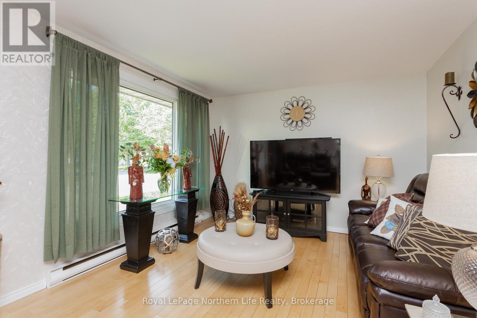 132 Levis Street, West Nipissing, Ontario  P2B 3E3 - Photo 10 - X13455576