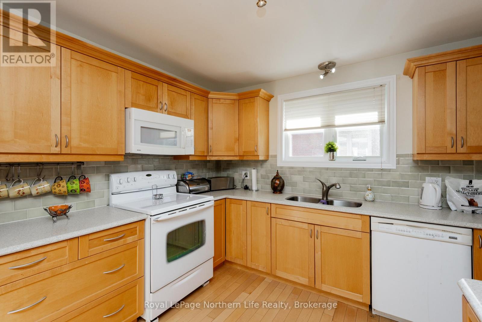 132 Levis Street, West Nipissing, Ontario  P2B 3E3 - Photo 17 - X13455576