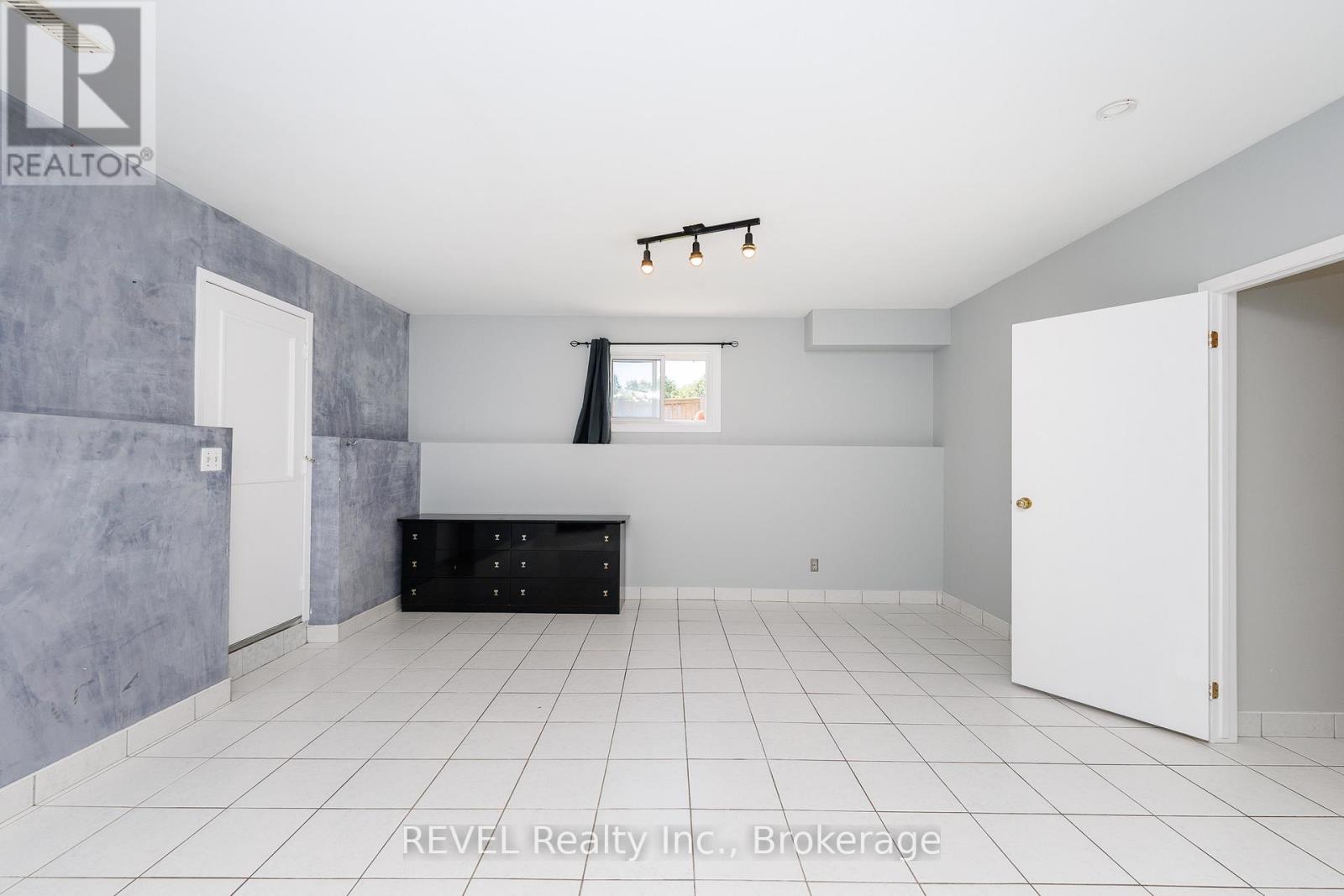 Basement - 7470 Alex Avenue, Niagara Falls, Ontario  L2G 7V1 - Photo 5 - X13455448