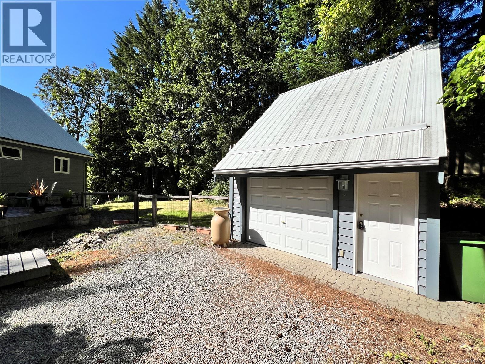 130 Lawnhill Dr, Salt Spring, British Columbia  V8K 1M9 - Photo 33 - 1036392