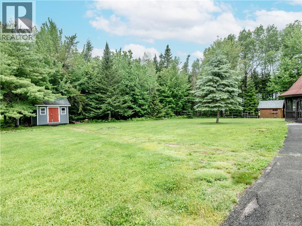 1580 Melanson, Dieppe, New Brunswick  E1H 2B8 - Photo 31 - NB142119