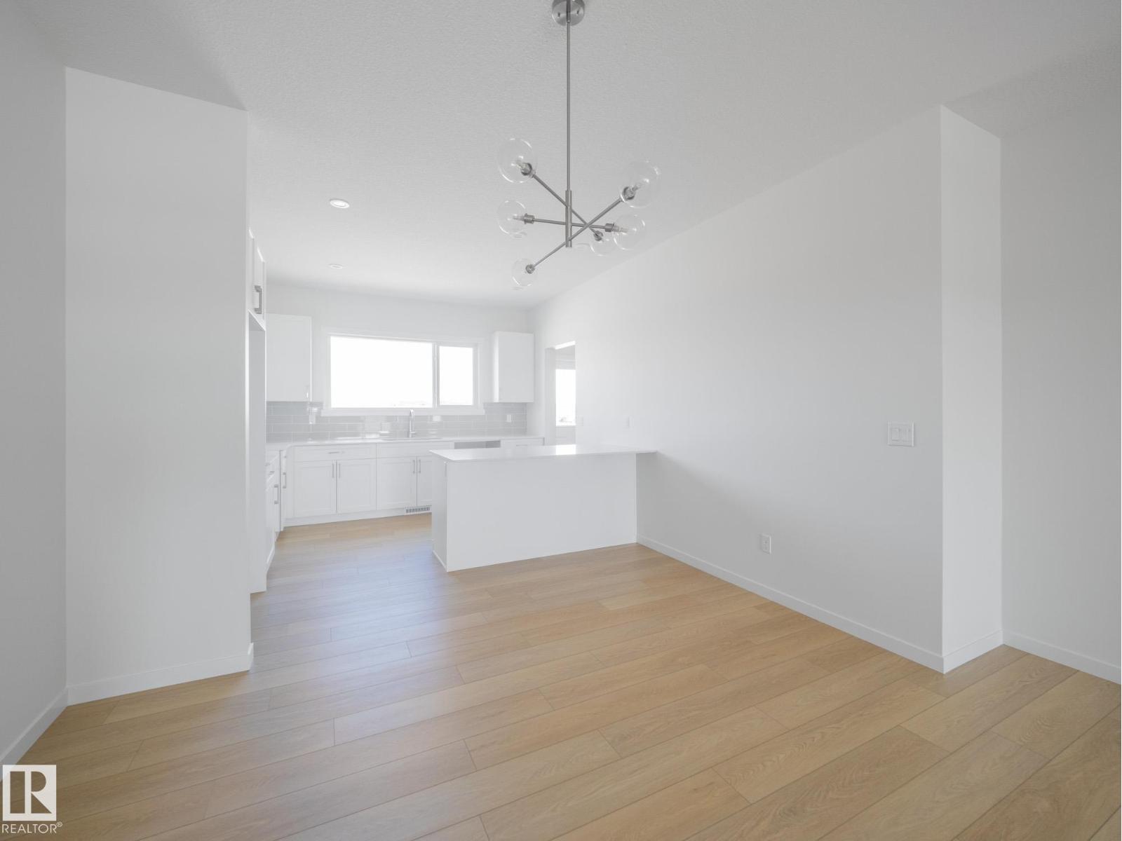 424 176 Av NE, Edmonton, Alberta  T5Y 4K6 - Photo 14 - E4494083