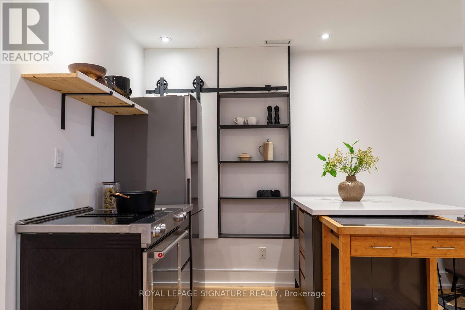 Lower - 10 Wilfrid Avenue, Toronto, Ontario  M4S 2H9 - Photo 12 - C13455626