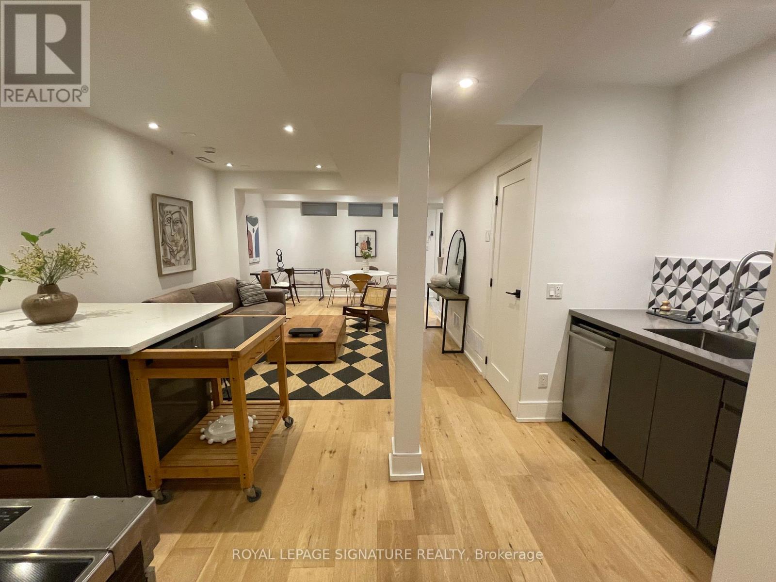 Lower - 10 Wilfrid Avenue, Toronto, Ontario  M4S 2H9 - Photo 13 - C13455626