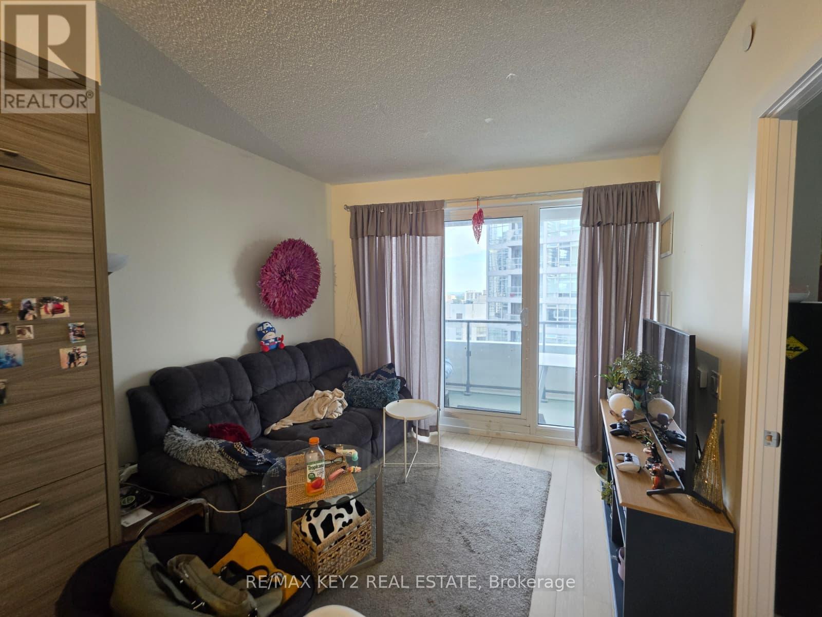 1604 - 2221 Yonge Street, Toronto, Ontario  M4S 0B8 - Photo 3 - C13438124