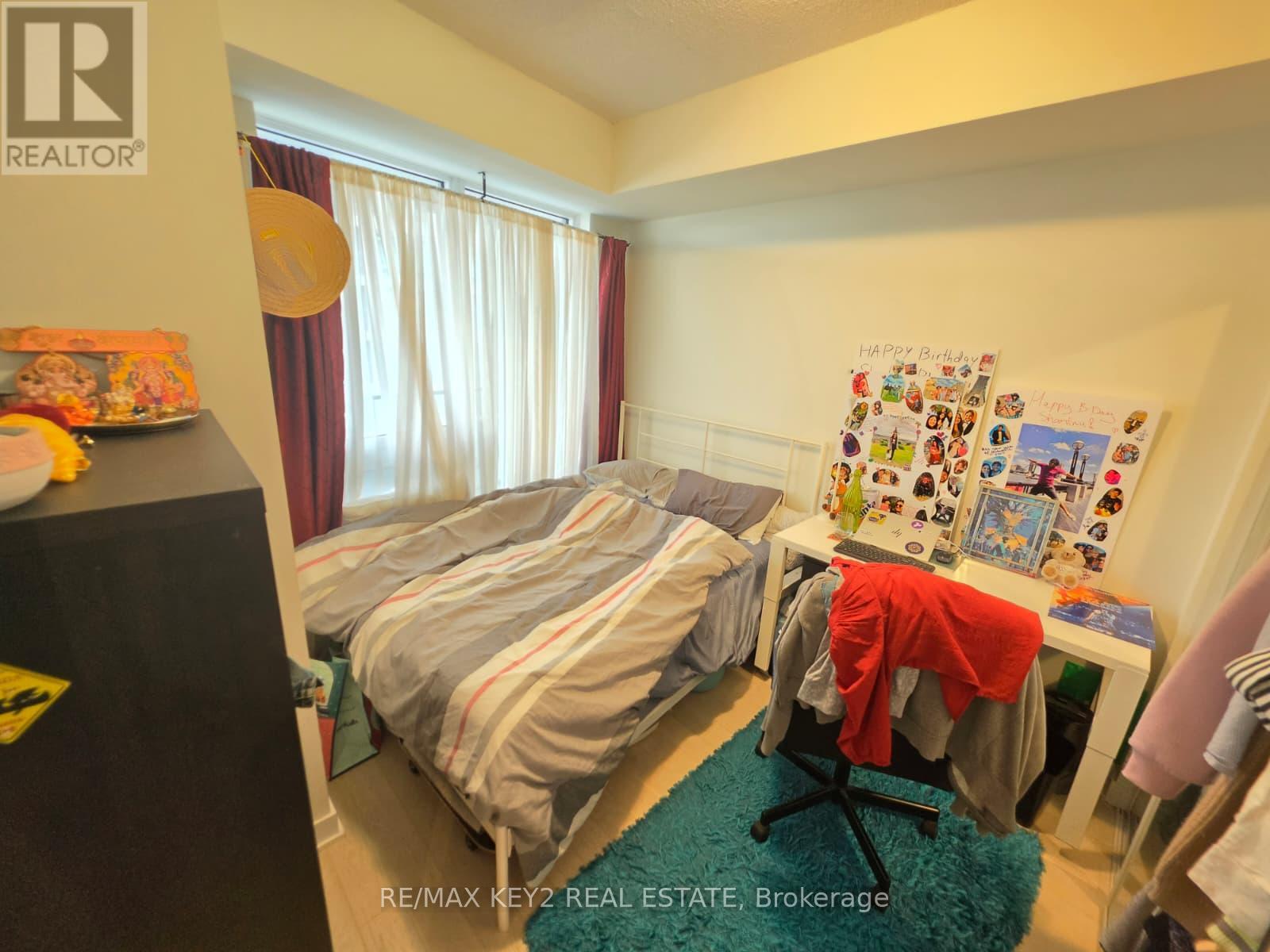 1604 - 2221 Yonge Street, Toronto, Ontario  M4S 0B8 - Photo 2 - C13438124