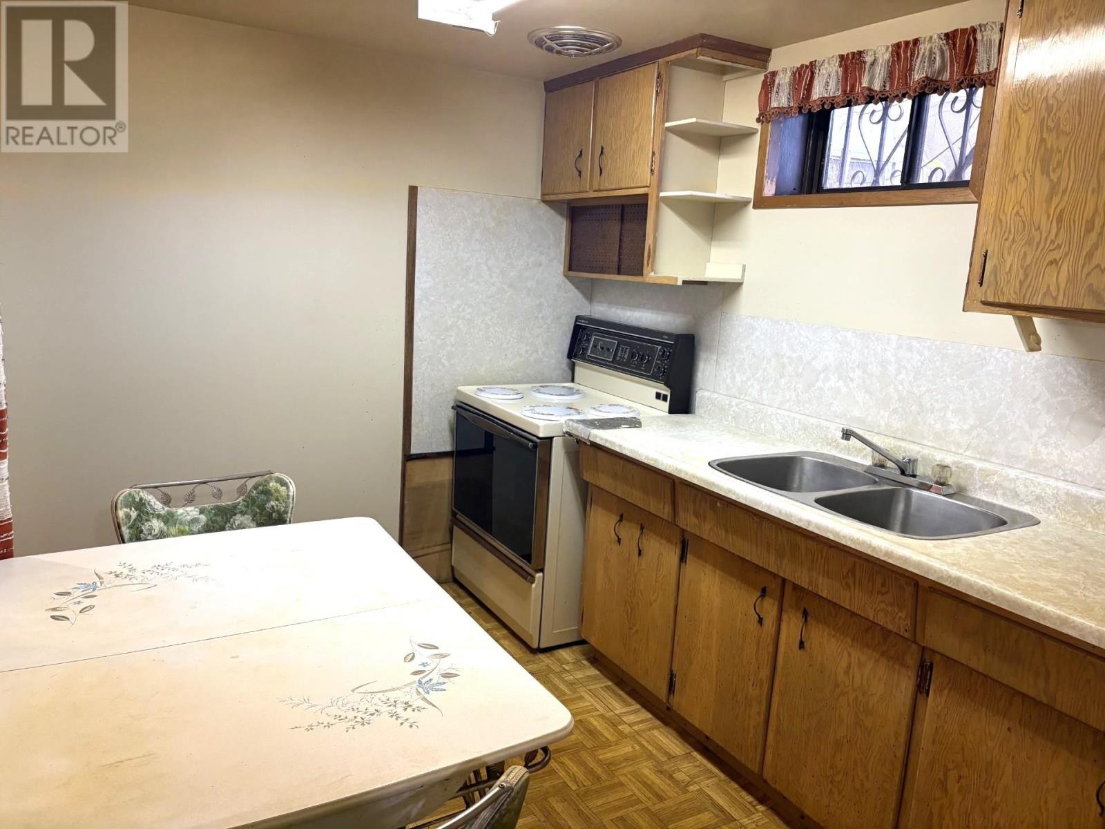 518 Edward St N, Thunder Bay, Ontario  P7C 4P9 - Photo 17 - TB2601451