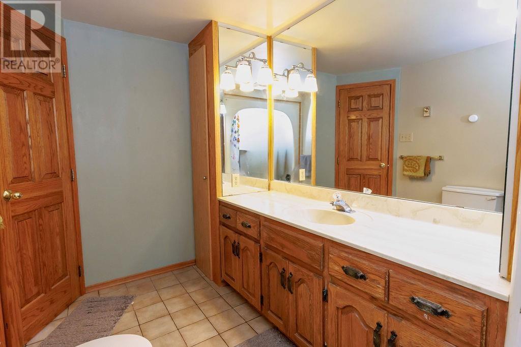 88 Carl Ave, Thunder Bay, Ontario  P7B 4Z5 - Photo 30 - TB2601535