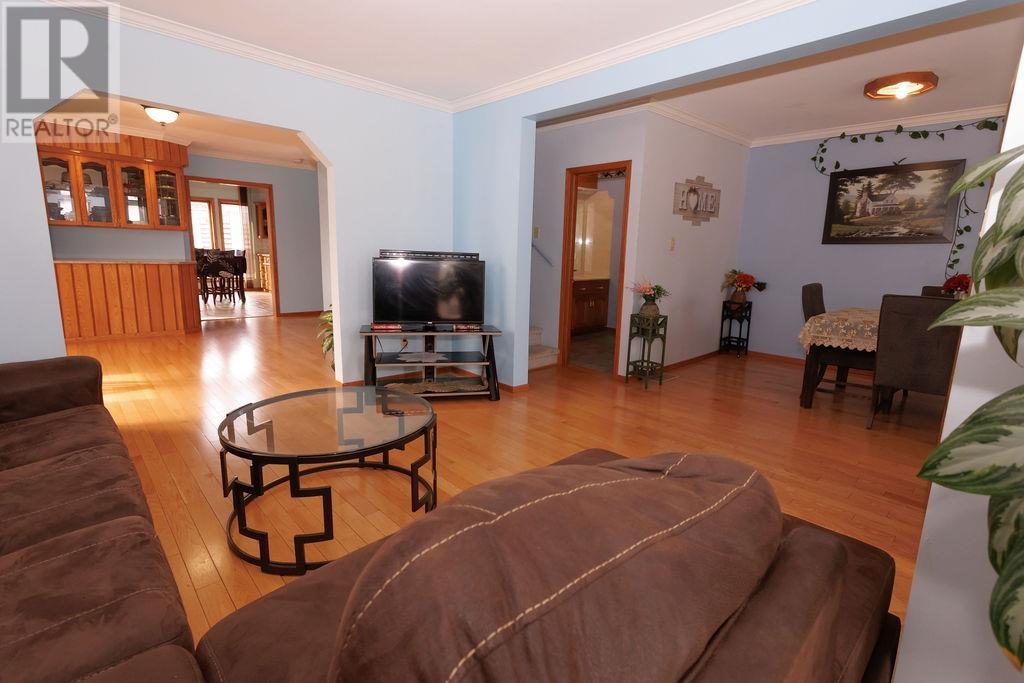 88 Carl Ave, Thunder Bay, Ontario  P7B 4Z5 - Photo 6 - TB2601535