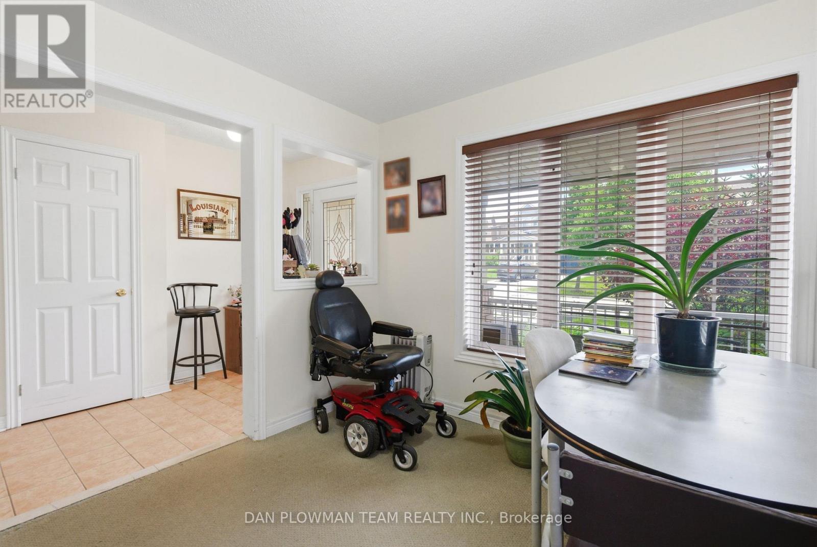 229 Huntington Crescent, Clarington, Ontario  L1E 3J5 - Photo 6 - E13455622