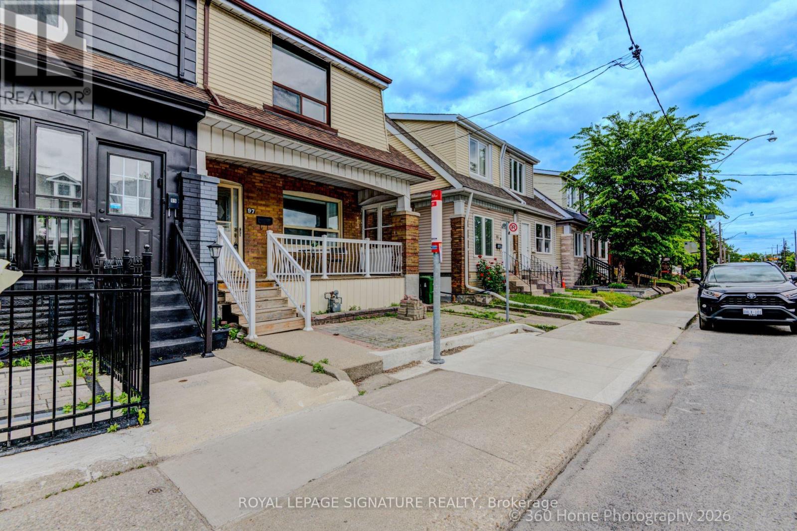 97 Donlands Avenue, Toronto, Ontario  M4J 3N9 - Photo 2 - E13455636