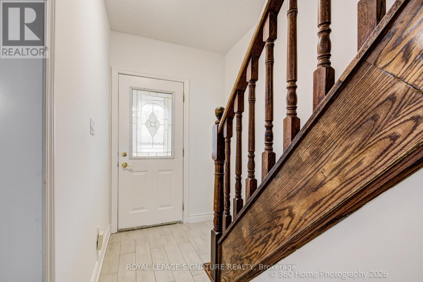 97 Donlands Avenue, Toronto, Ontario  M4J 3N9 - Photo 4 - E13455636