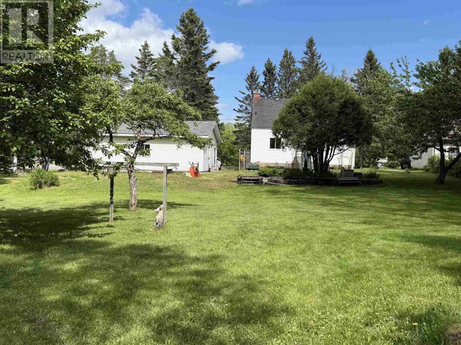 4039 Alice Ave, Thunder Bay, Ontario  P7G 2K6 - Photo 32 - TB2601555