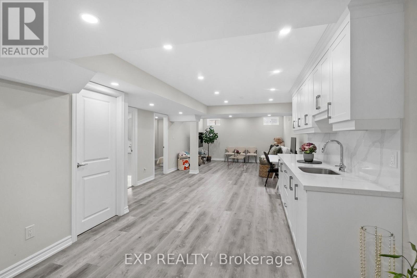 73 Riding Mountain Drive, Richmond Hill, Ontario  L4E 0V3 - Photo 32 - N13455570