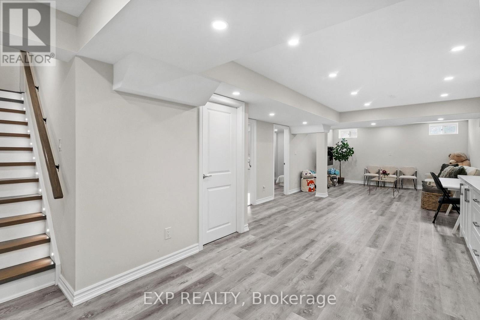 73 Riding Mountain Drive, Richmond Hill, Ontario  L4E 0V3 - Photo 34 - N13455570