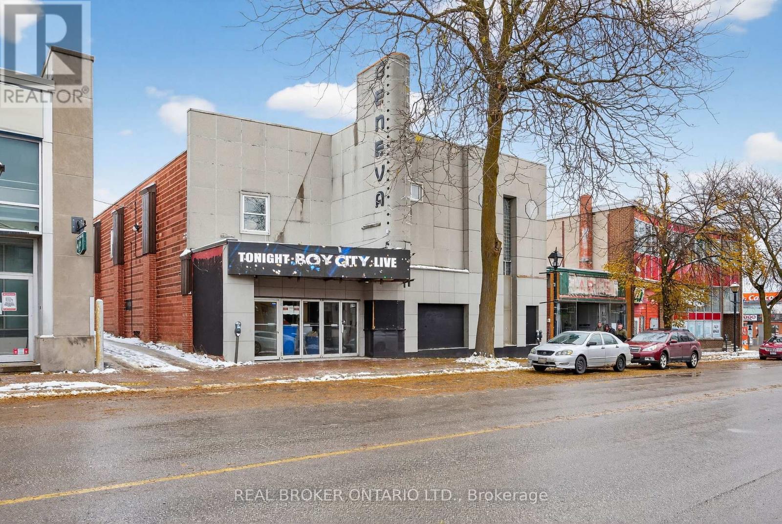16 WEST STREET S, Orillia, Ontario