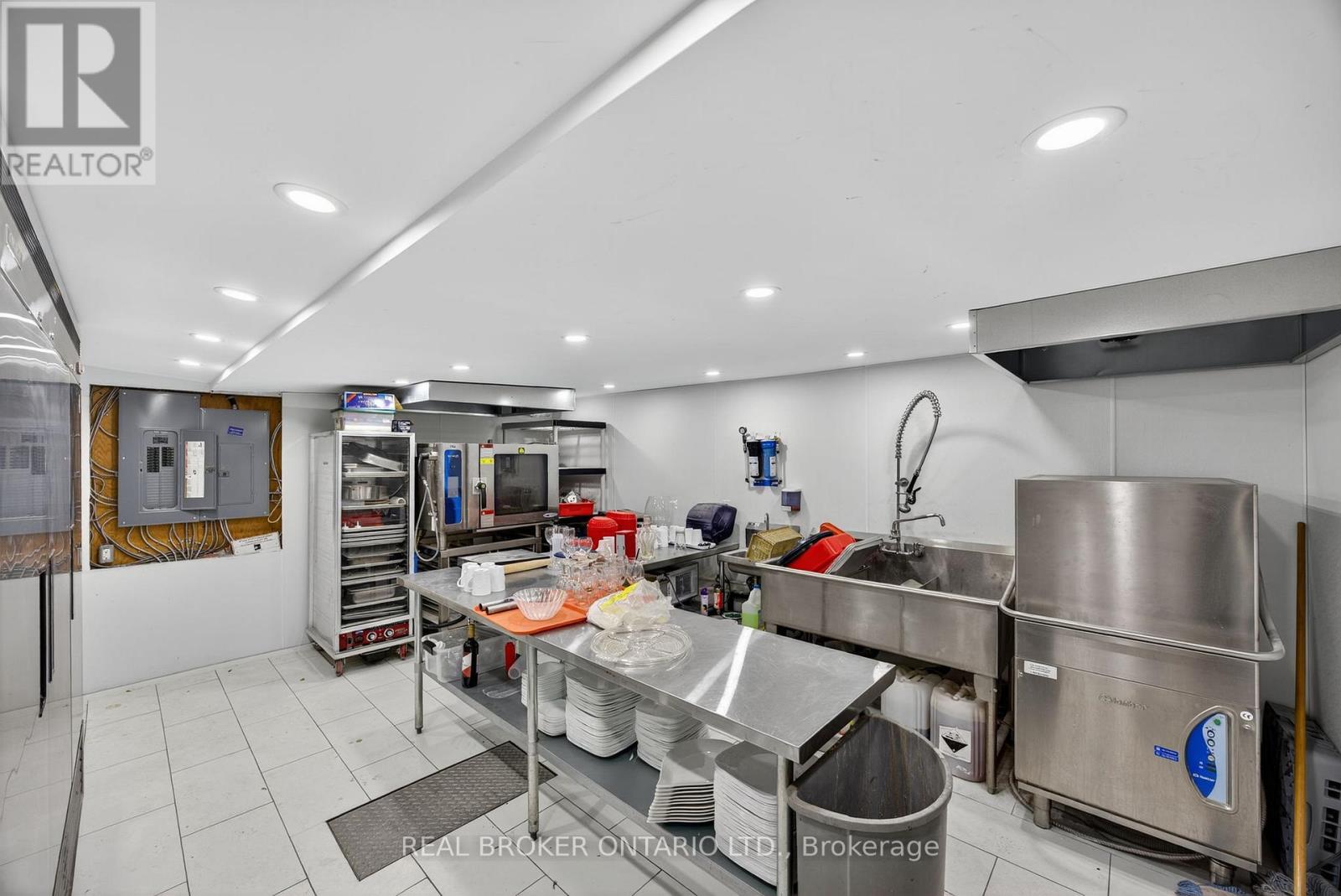 16 West Street S, Orillia, Ontario  L3V 5B8 - Photo 19 - S13455624