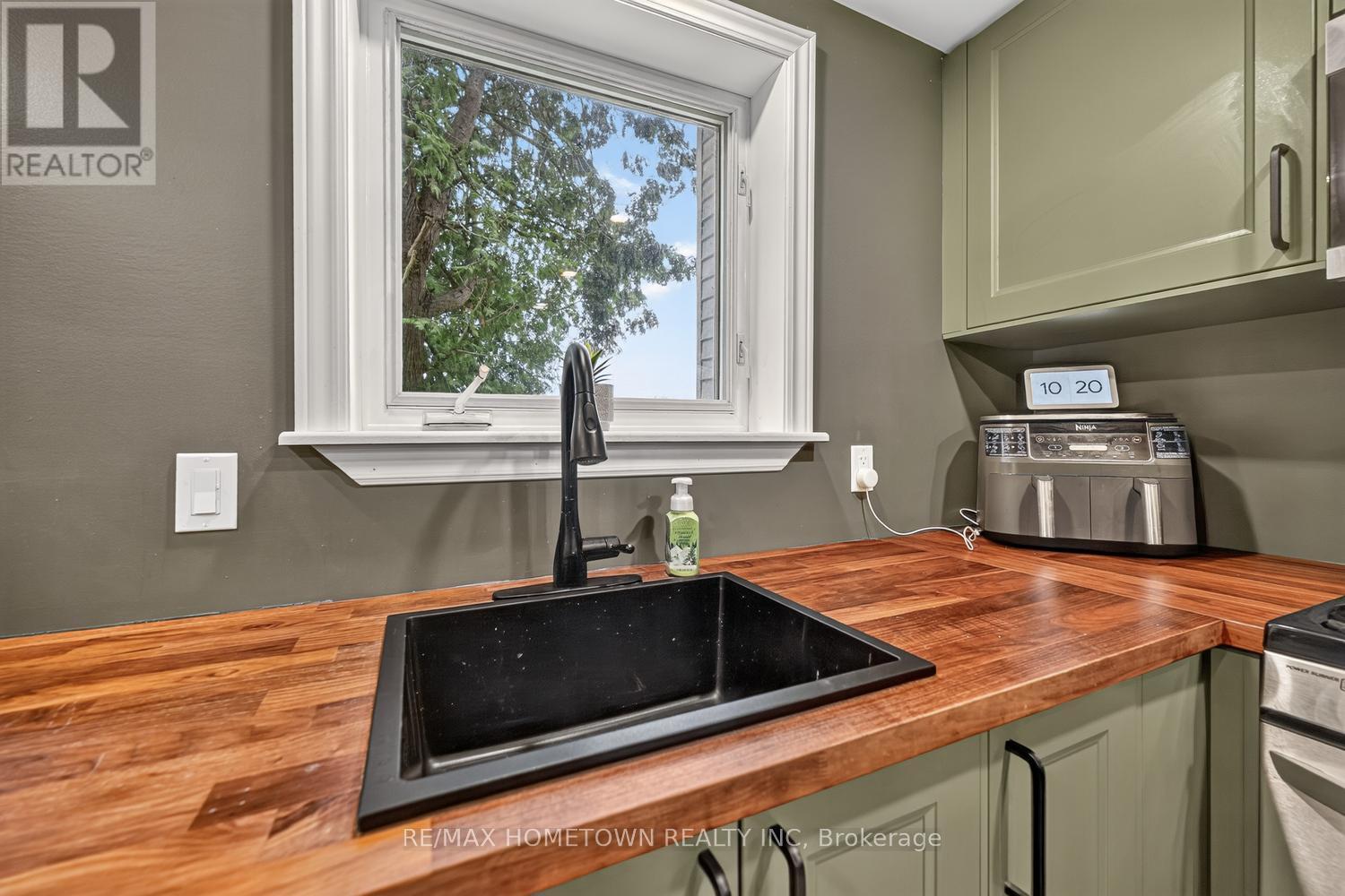 15 Perth Street, Elizabethtown-Kitley, Ontario  K0E 1M0 - Photo 19 - X13455676