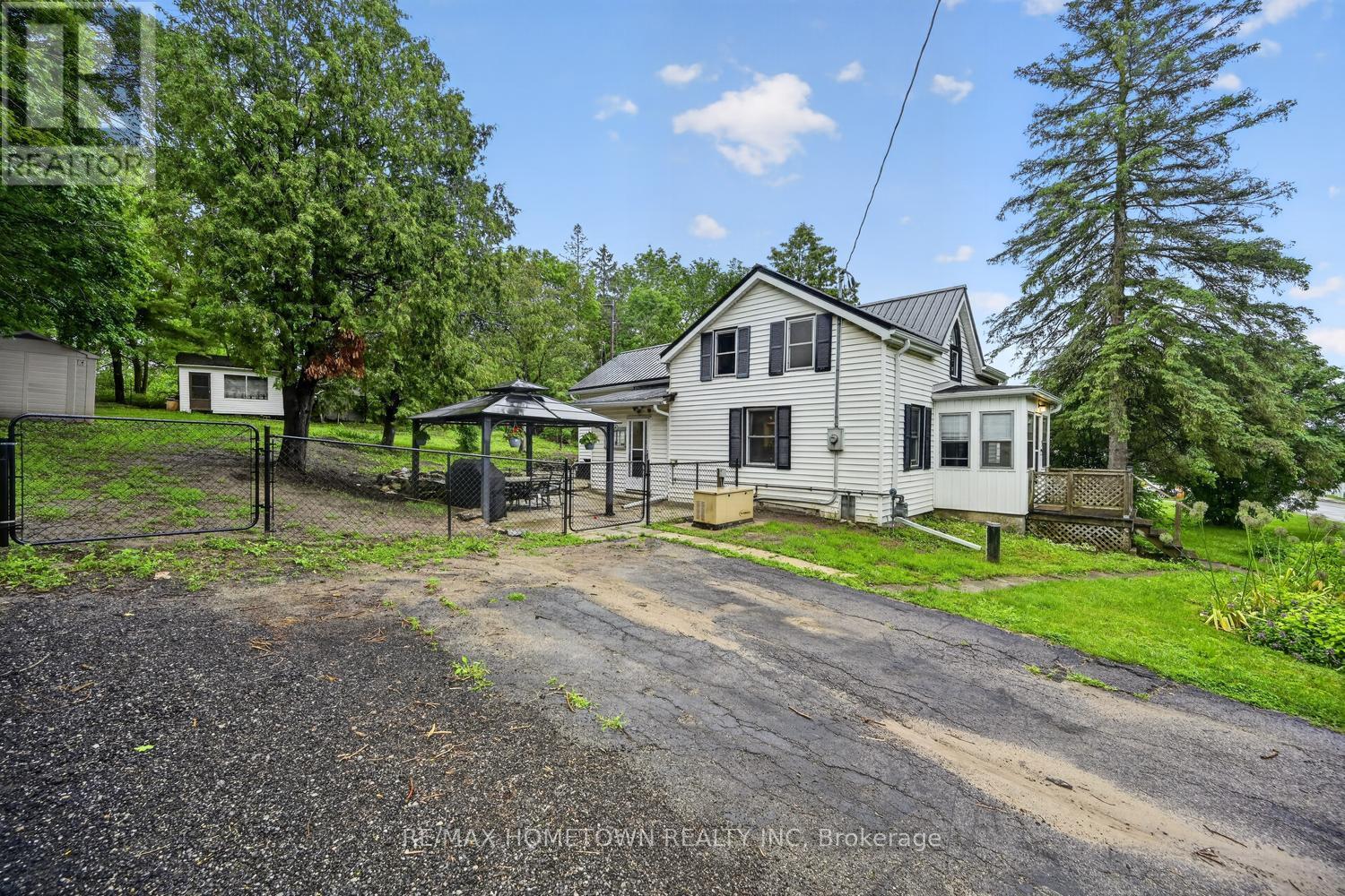 15 Perth Street, Elizabethtown-Kitley, Ontario  K0E 1M0 - Photo 4 - X13455676