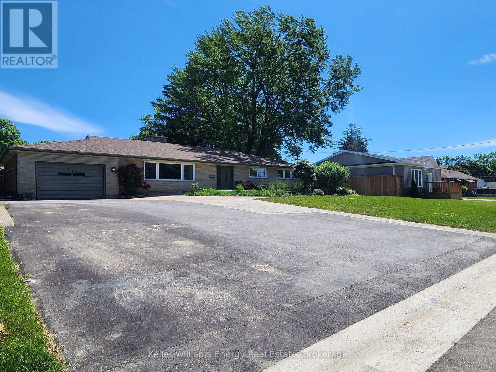 Lower - 737 Law Street, Oshawa, Ontario  L1G 4M3 - Photo 2 - E13455780