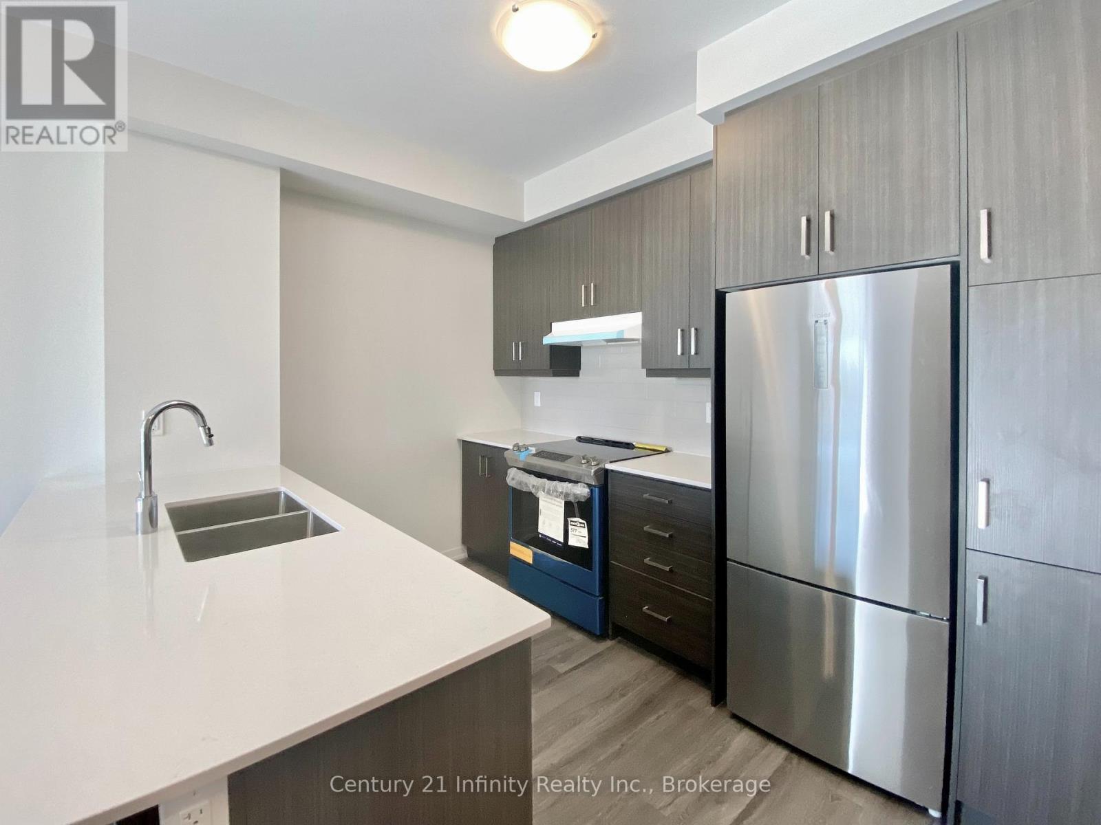 337 - 100 Honeycrisp Crescent, Vaughan, Ontario  L4K 0N7 - Photo 12 - N13455642