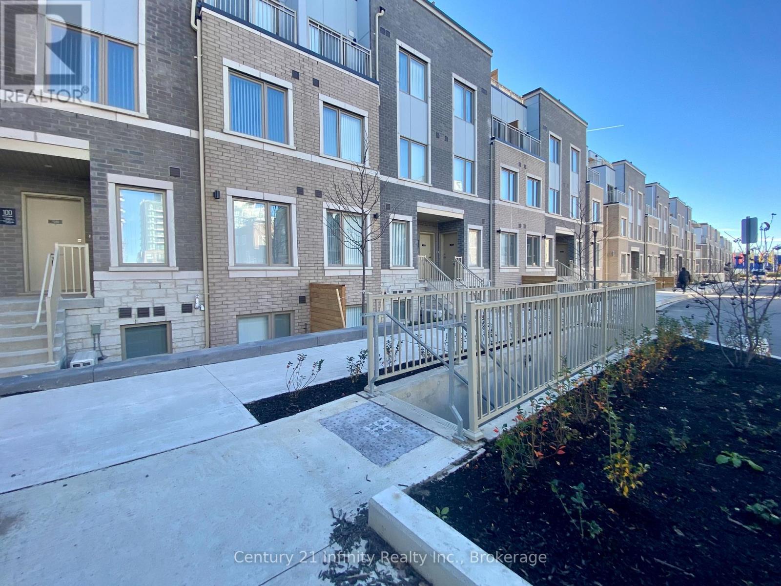 337 - 100 Honeycrisp Crescent, Vaughan, Ontario  L4K 0N7 - Photo 3 - N13455642