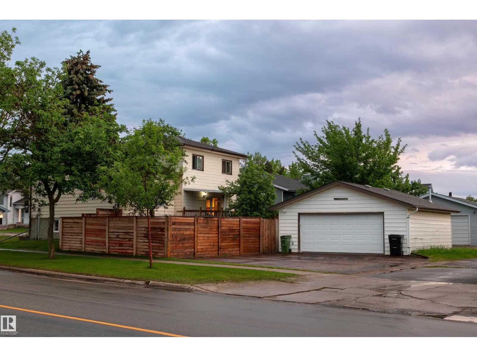 17828 91 St Nw, Edmonton, Alberta  T5Z 2L1 - Photo 2 - E4489086