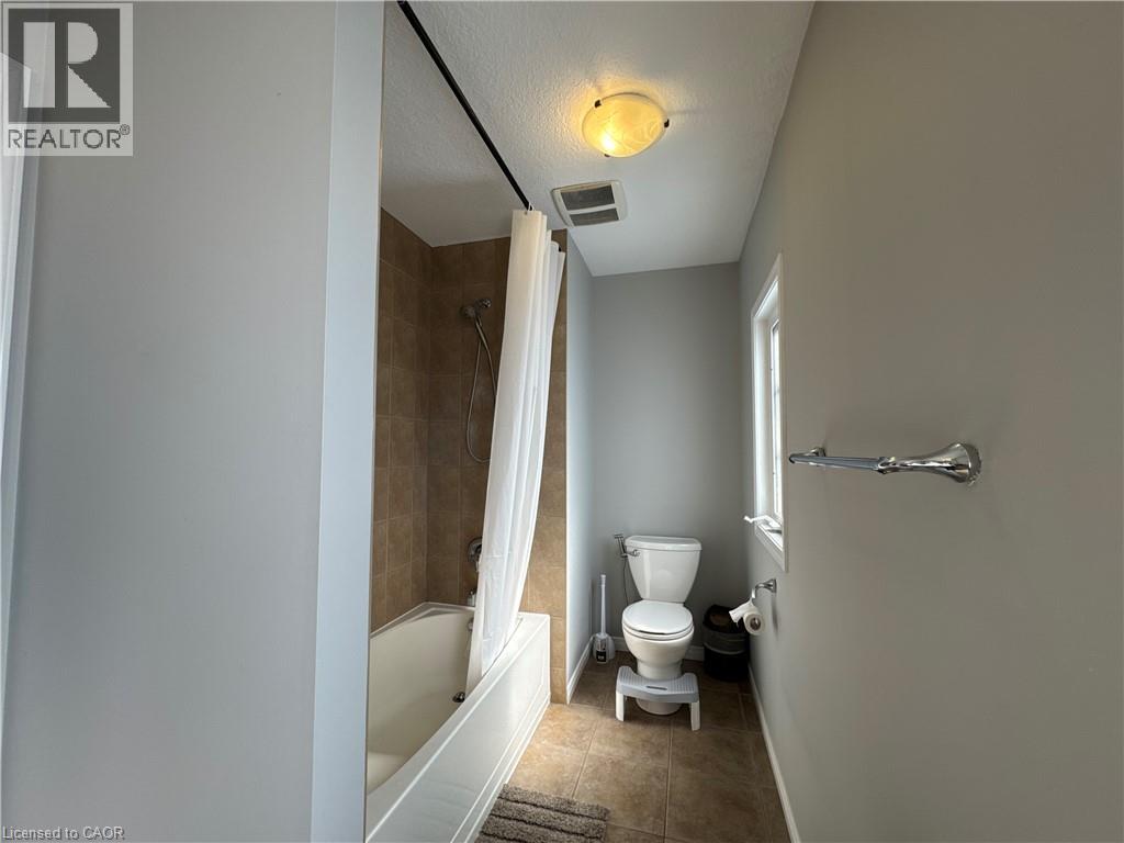 13 Sorrento Street, Kitchener, Ontario  N2R 0A4 - Photo 11 - 40840037