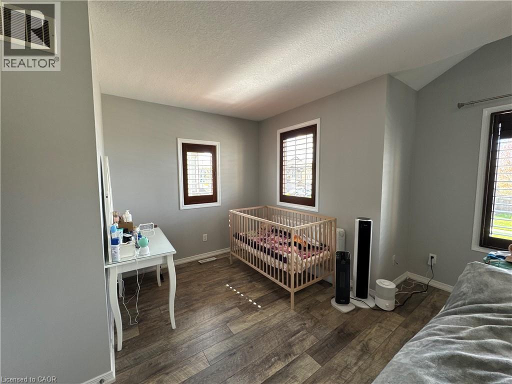 13 Sorrento Street, Kitchener, Ontario  N2R 0A4 - Photo 6 - 40840037