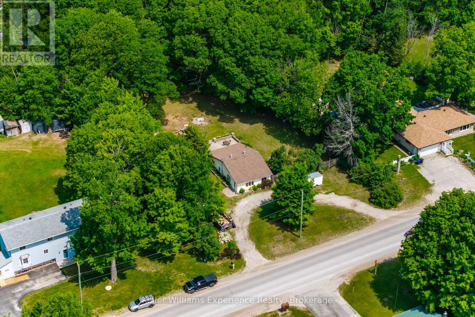1720 Golflink Road, Tiny, Ontario  L0L 2J0 - Photo 3 - S13455882