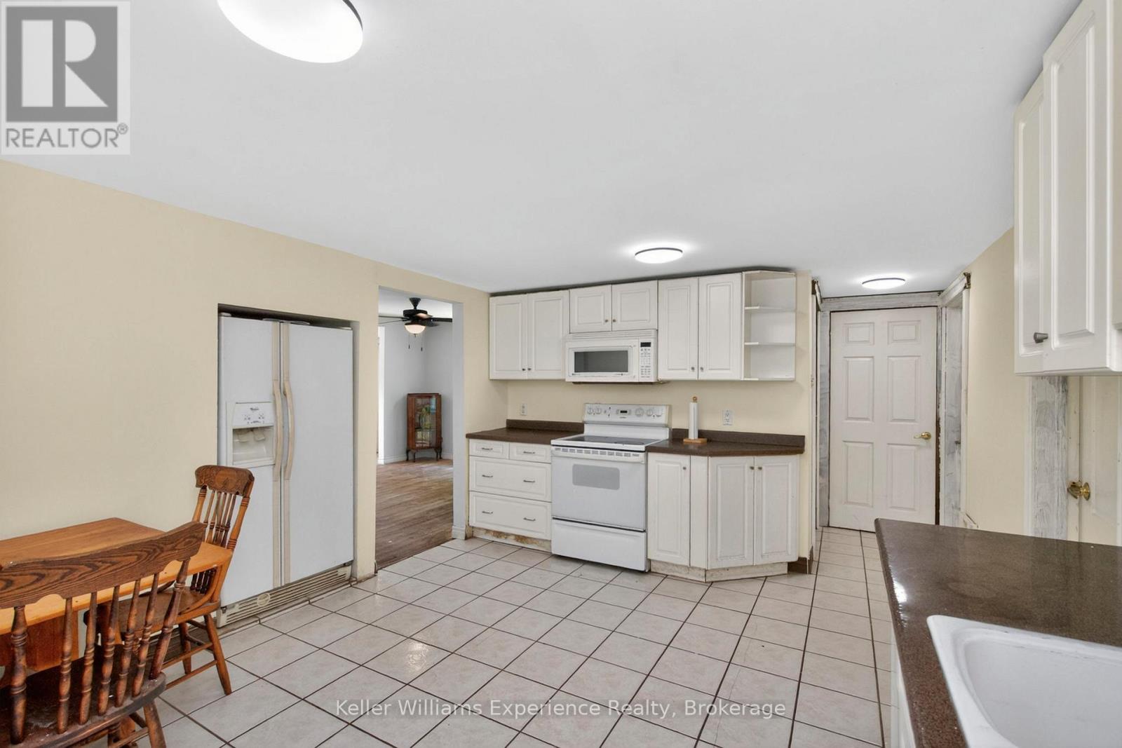 1720 Golflink Road, Tiny, Ontario  L0L 2J0 - Photo 7 - S13455882