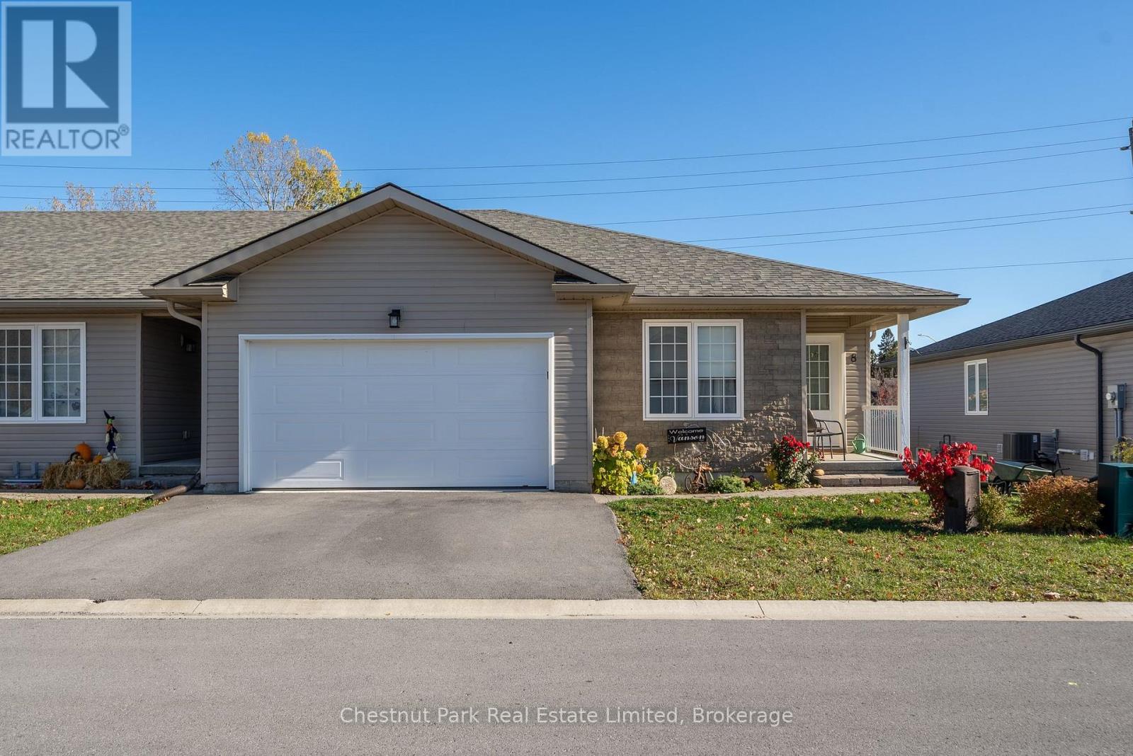 8 Abbott Lane, Prince Edward County, Ontario  K0K 2T0 - Photo 2 - X13455704