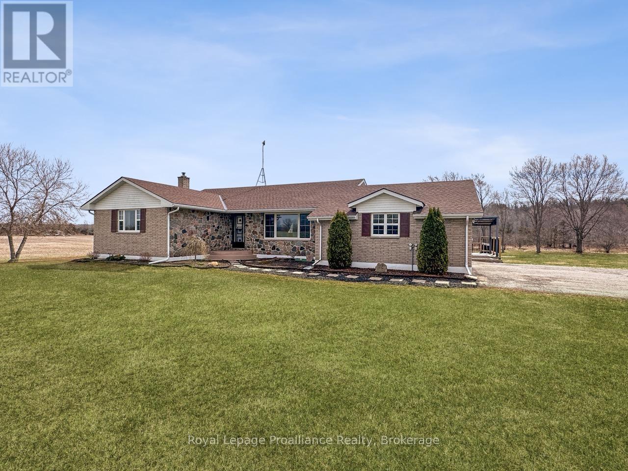 305 VALLEY ROAD, Prince Edward County, Ontario