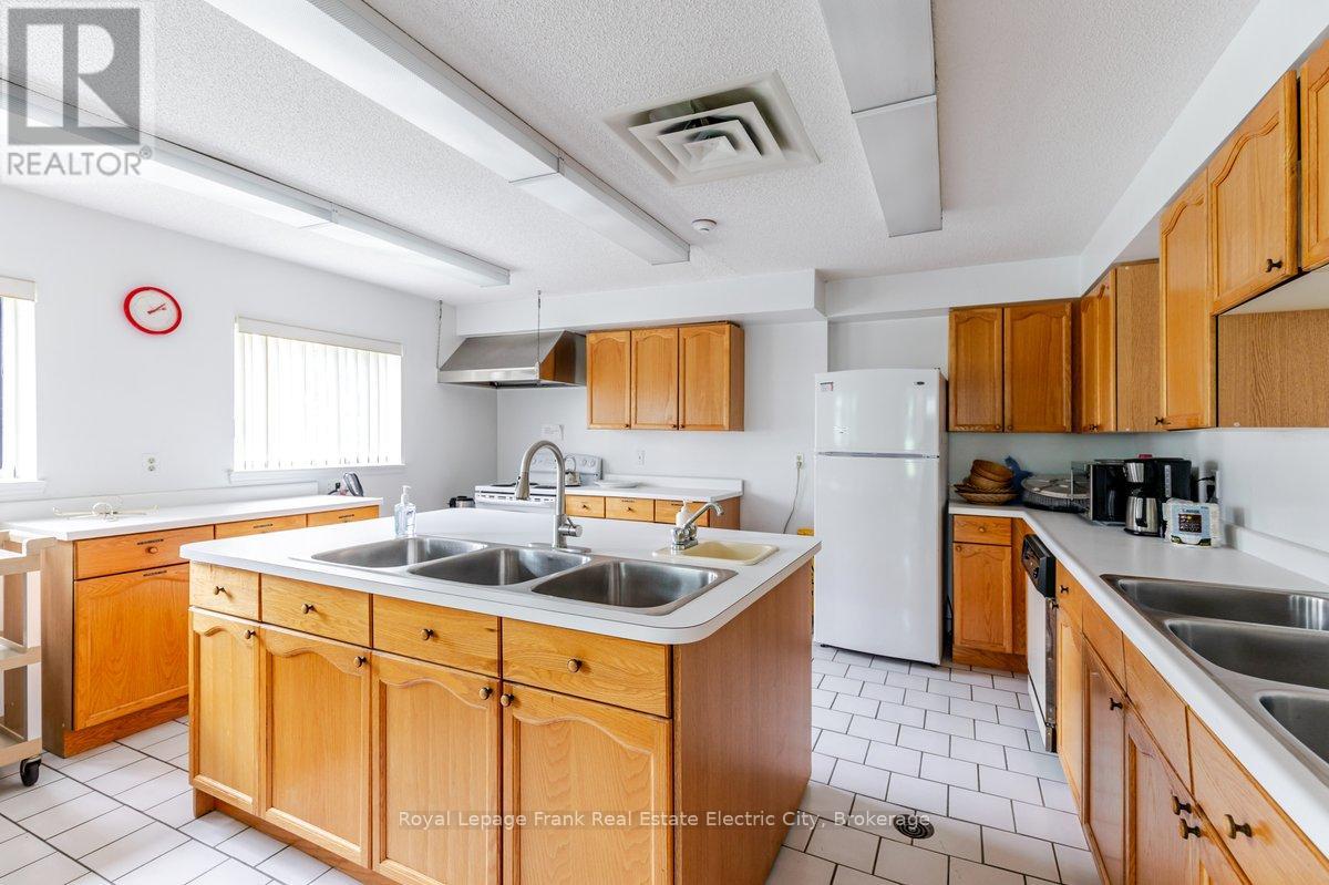 309 - 921 Armour Road, Peterborough, Ontario  K9H 7K5 - Photo 45 - X13455950