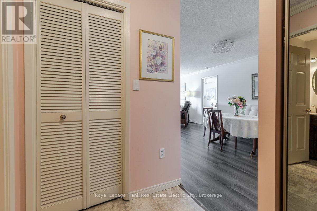 309 - 921 Armour Road, Peterborough, Ontario  K9H 7K5 - Photo 8 - X13455950