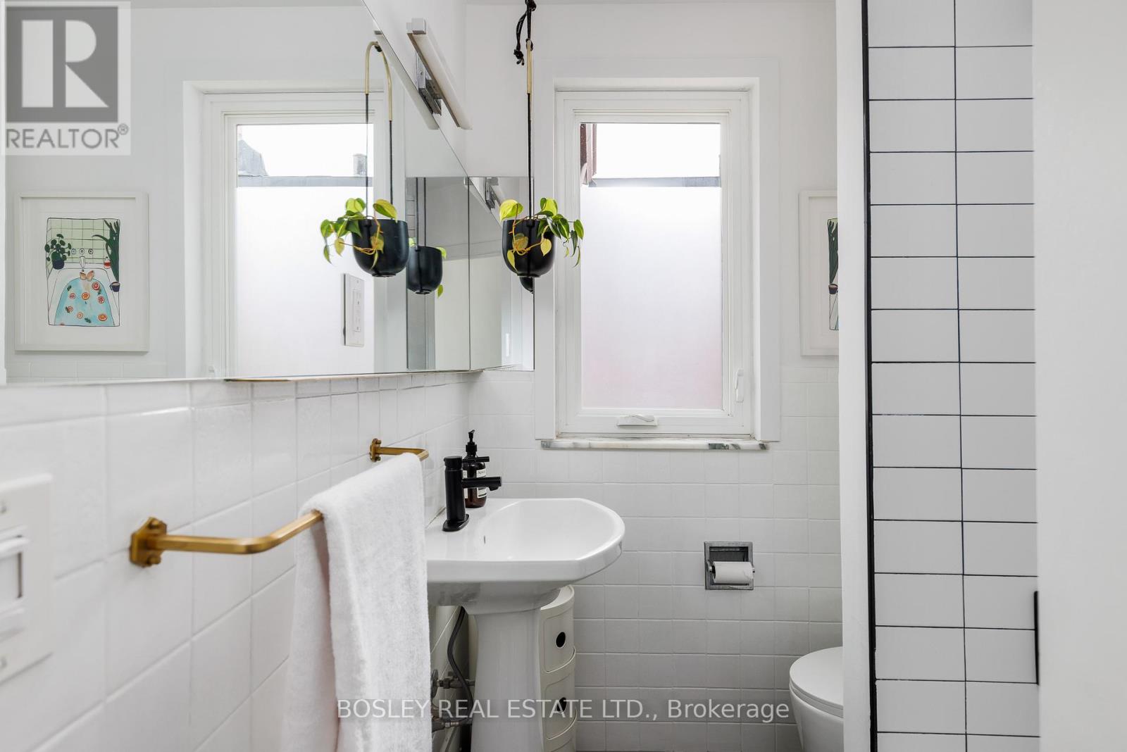 188 Symington Avenue, Toronto, Ontario  M6P 3W6 - Photo 37 - W13455508