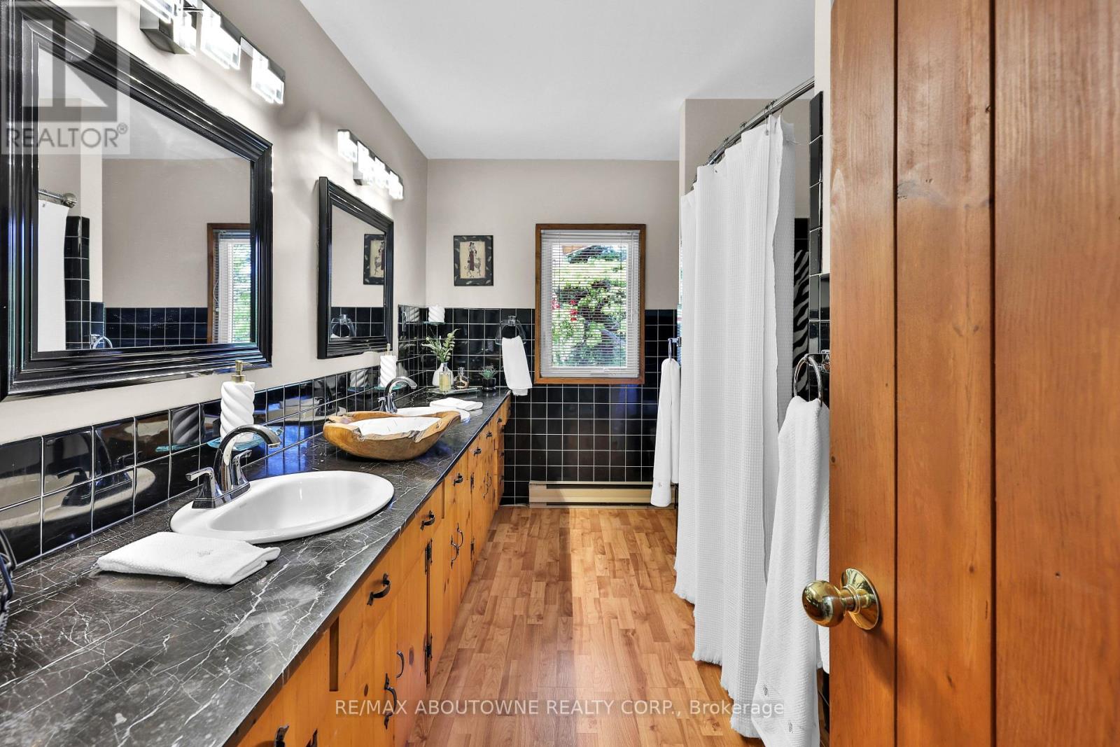 2360 8 Side Road, Burlington, Ontario  L7P 0M7 - Photo 21 - W13455578