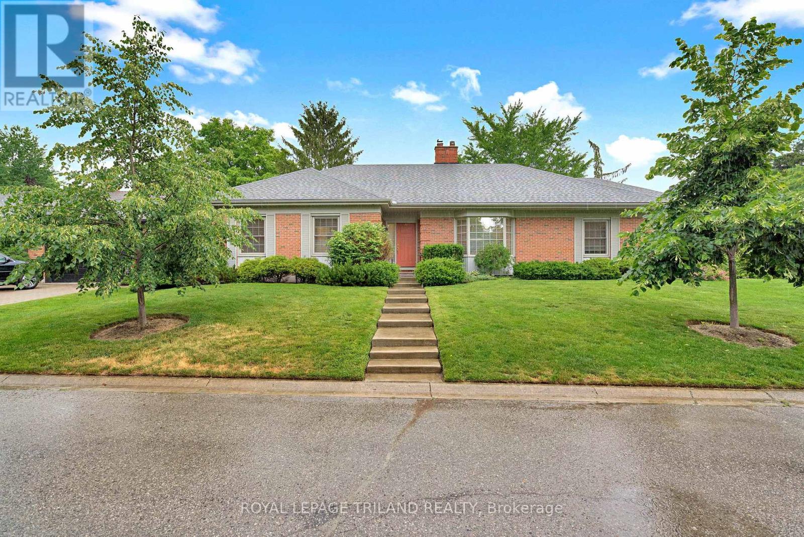 11 TALLWOOD CIRCLE, London North, Ontario