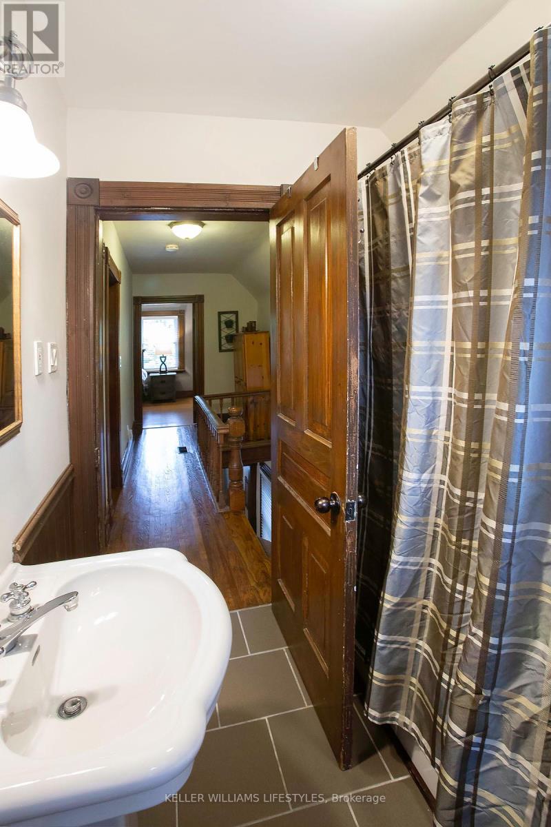 73 Beaconsfield Avenue, London South, Ontario  N6C 1B6 - Photo 26 - X13455674