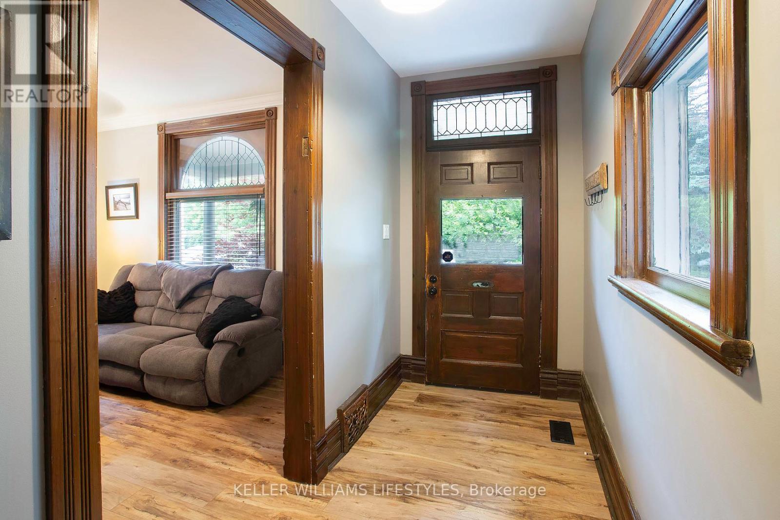 73 Beaconsfield Avenue, London South, Ontario  N6C 1B6 - Photo 5 - X13455674