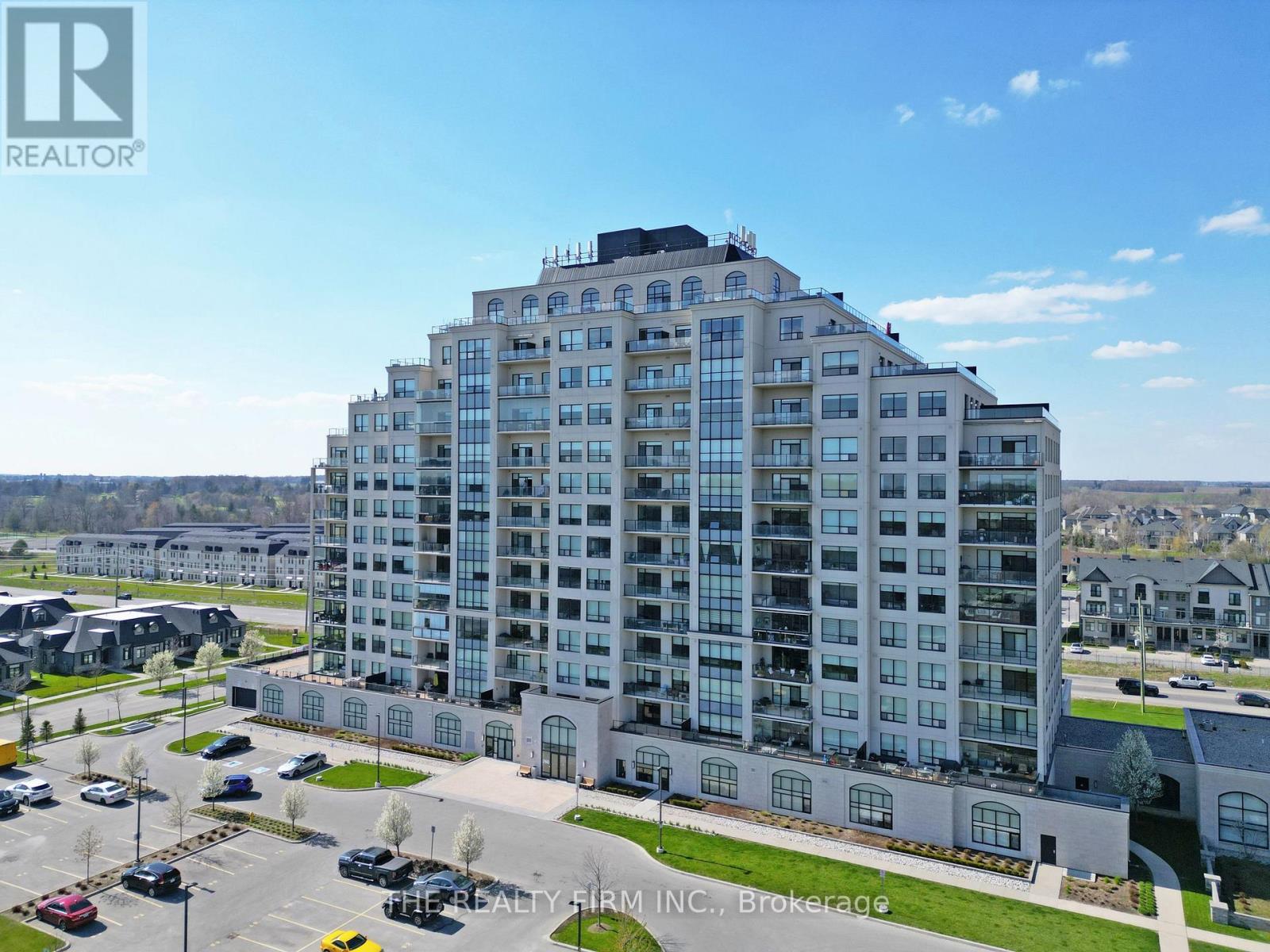 708 - 260 Villagewalk Boulevard, London North, Ontario  N6G 0W6 - Photo 2 - X13455734