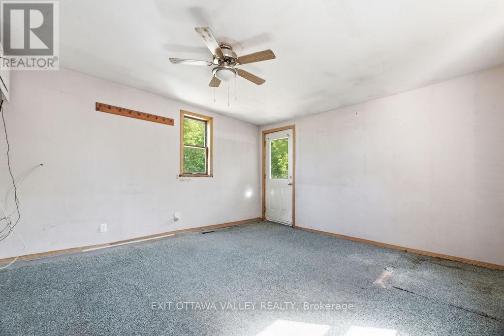 2113 Foresters Falls Road, Whitewater Region, Ontario  K0J 1V0 - Photo 15 - X13455884