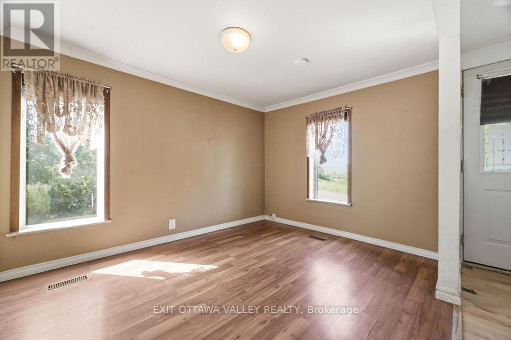 2113 Foresters Falls Road, Whitewater Region, Ontario  K0J 1V0 - Photo 16 - X13455884