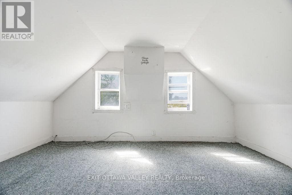 2113 Foresters Falls Road, Whitewater Region, Ontario  K0J 1V0 - Photo 20 - X13455884