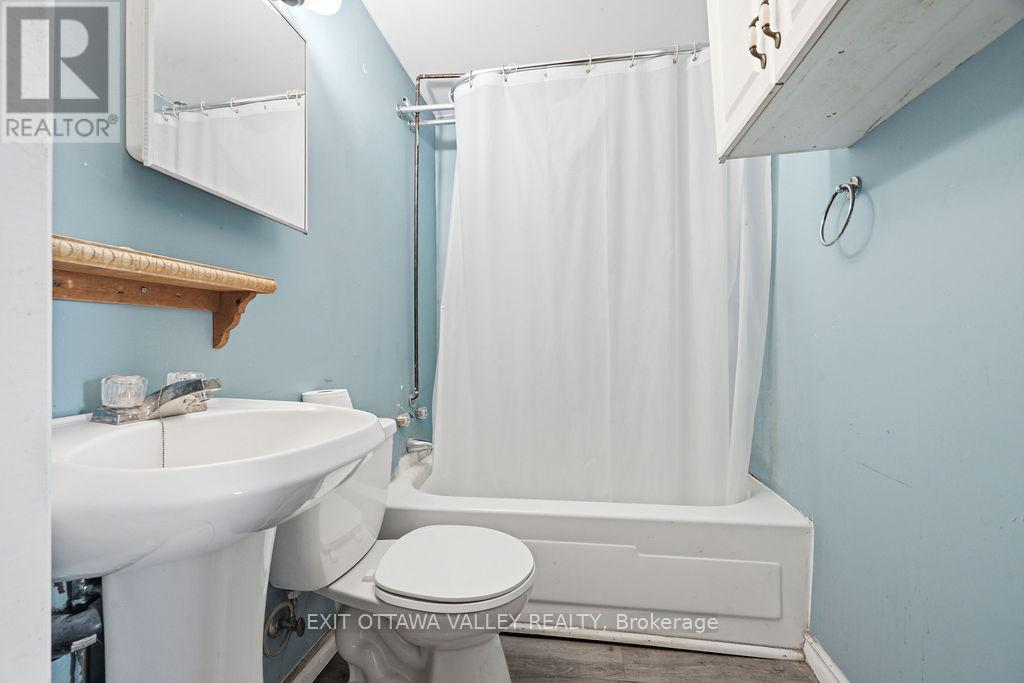 2113 Foresters Falls Road, Whitewater Region, Ontario  K0J 1V0 - Photo 26 - X13455884