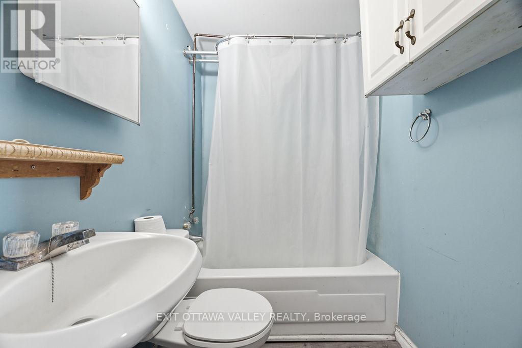 2113 Foresters Falls Road, Whitewater Region, Ontario  K0J 1V0 - Photo 27 - X13455884