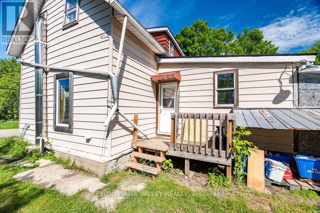 2113 Foresters Falls Road, Whitewater Region, Ontario  K0J 1V0 - Photo 33 - X13455884