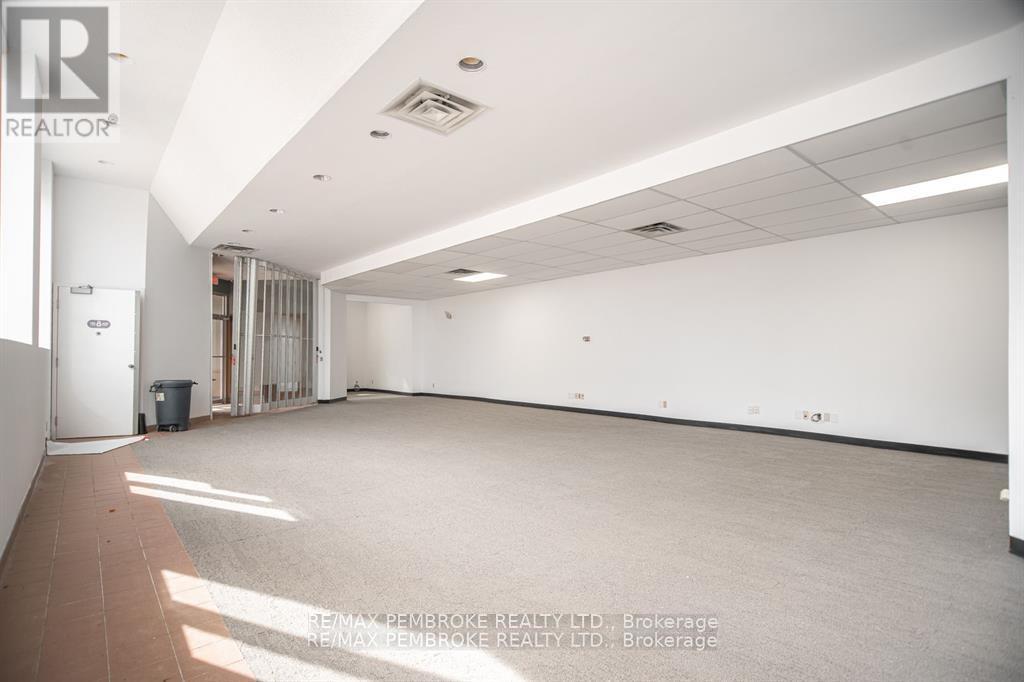 131 Pembroke Street W, Pembroke, Ontario  K8A 5M7 - Photo 13 - X13455988