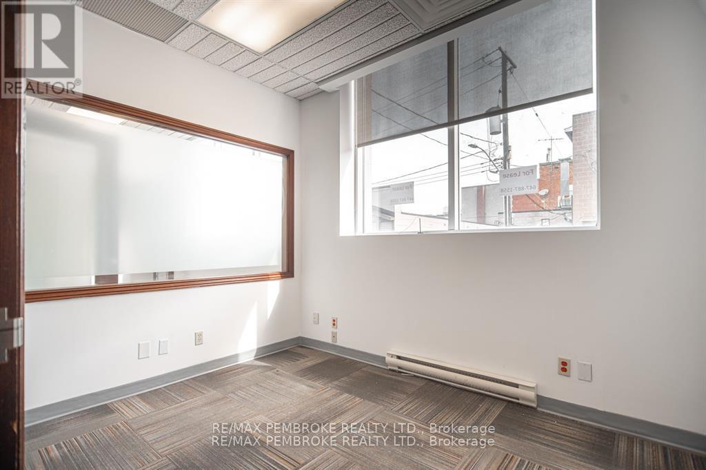 131 Pembroke Street W, Pembroke, Ontario  K8A 5M7 - Photo 16 - X13455988