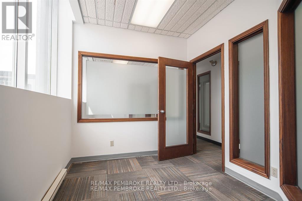 131 Pembroke Street W, Pembroke, Ontario  K8A 5M7 - Photo 20 - X13455988